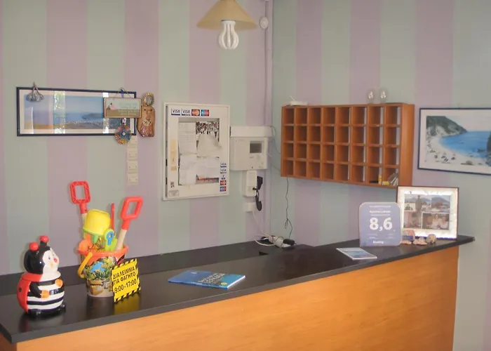 Aparthotel Katerina Lefkada 4*