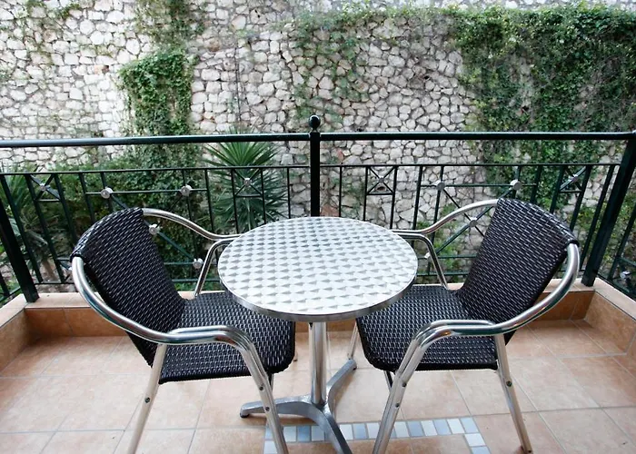 Katerina Lefkada Aparthotel